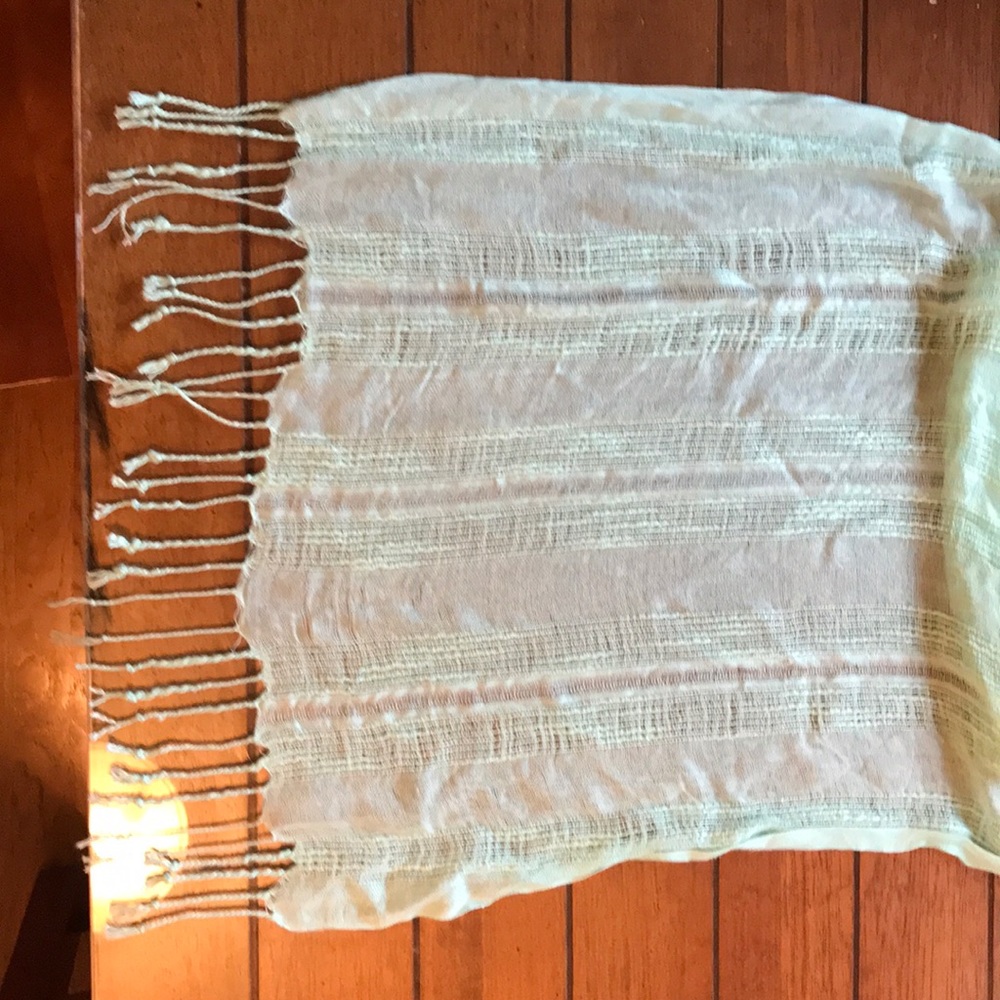 Scarf - Picture 2 of 3